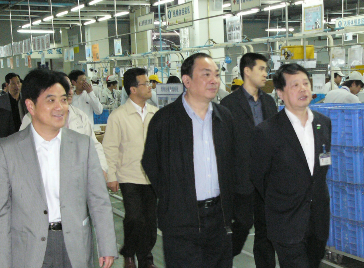 2010年5月 时任杭州市委书记黄坤明调研视察